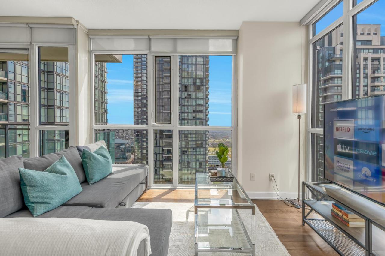 Ultra Luxurious 2.5 Bedroom 2 Full Bathroom 1 Parking Condo Near Sq1 Striking Views Mississauga Eksteriør bilde