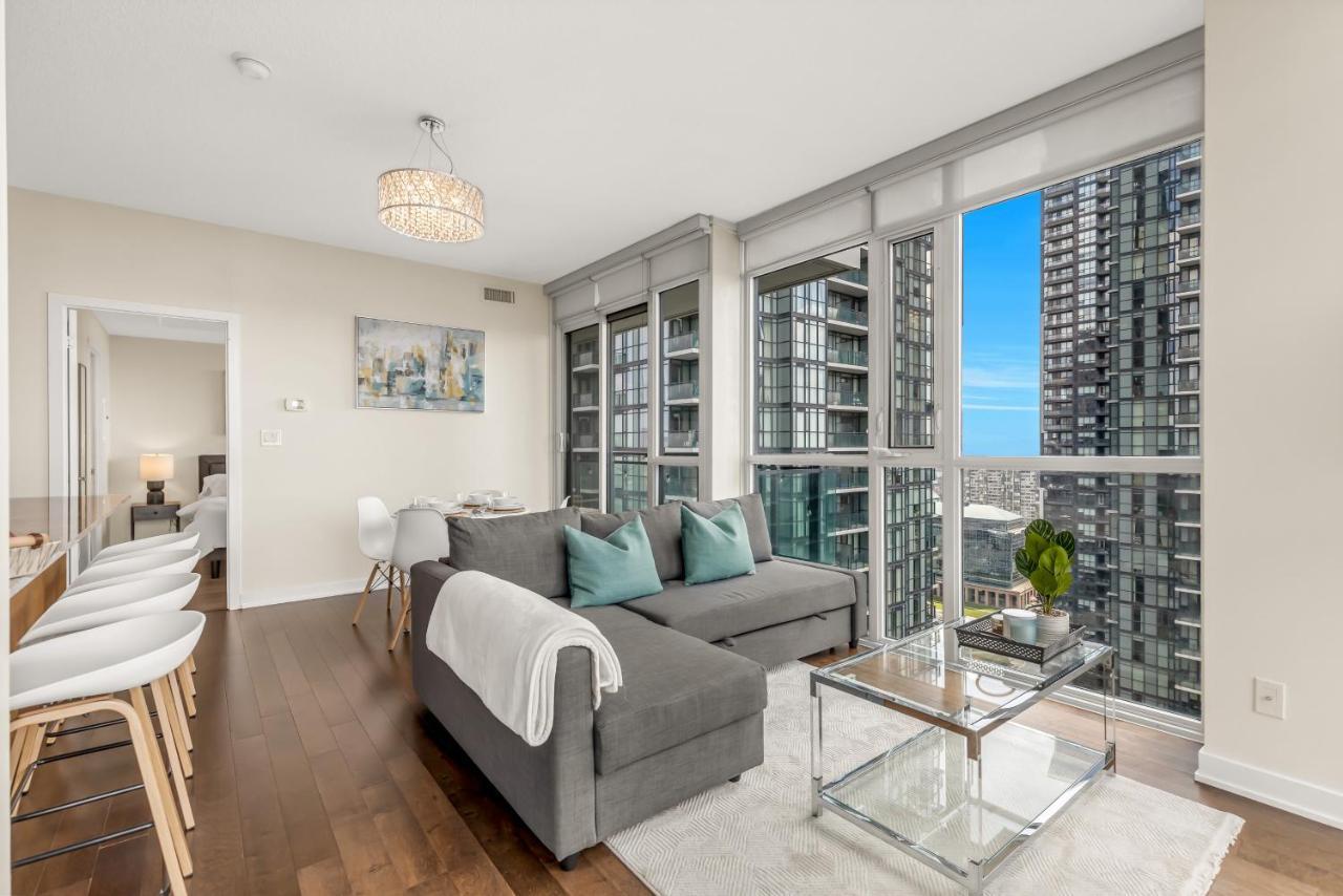 Ultra Luxurious 2.5 Bedroom 2 Full Bathroom 1 Parking Condo Near Sq1 Striking Views Mississauga Eksteriør bilde